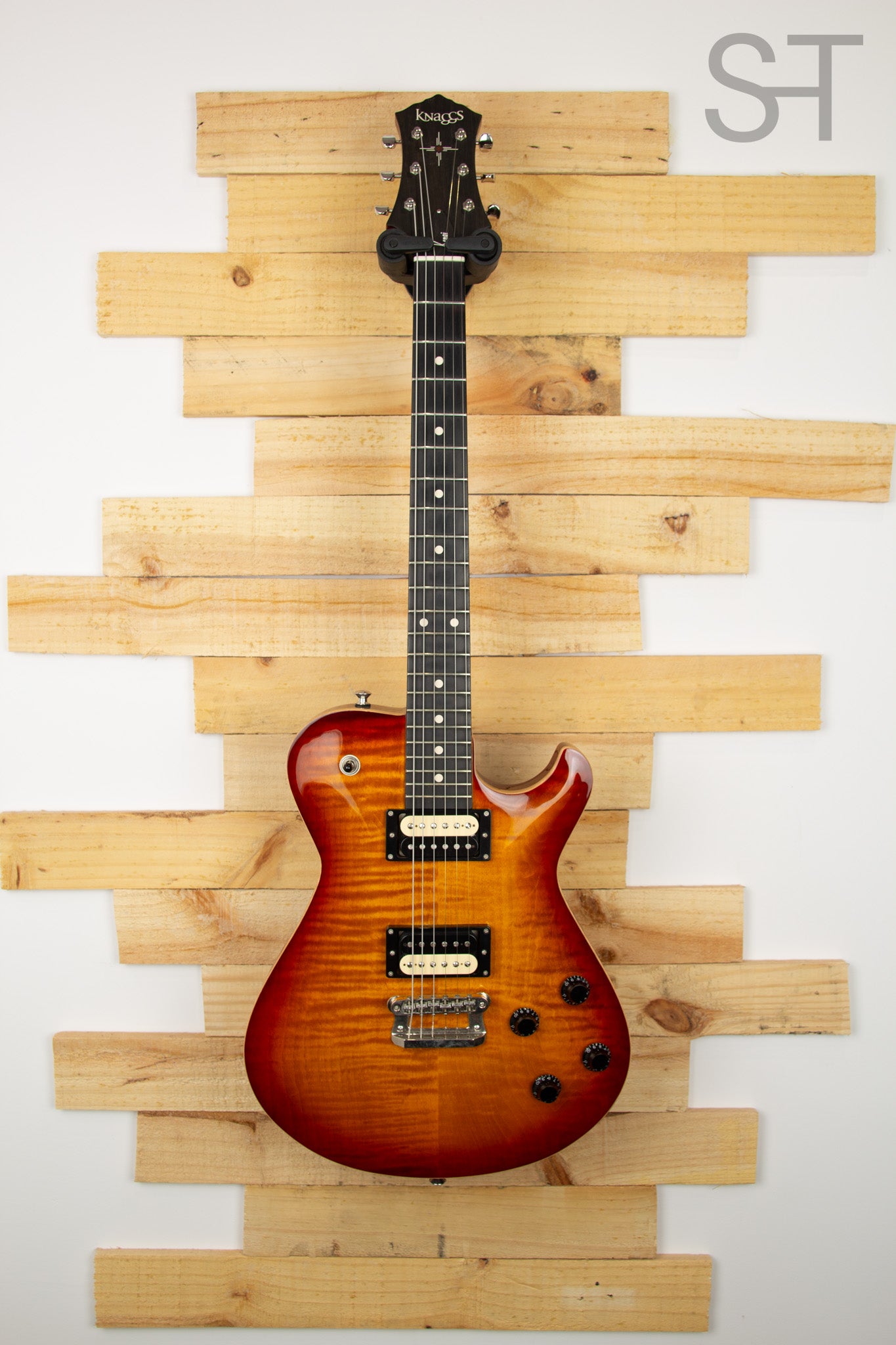 Knaggs Kenai T3 full front
