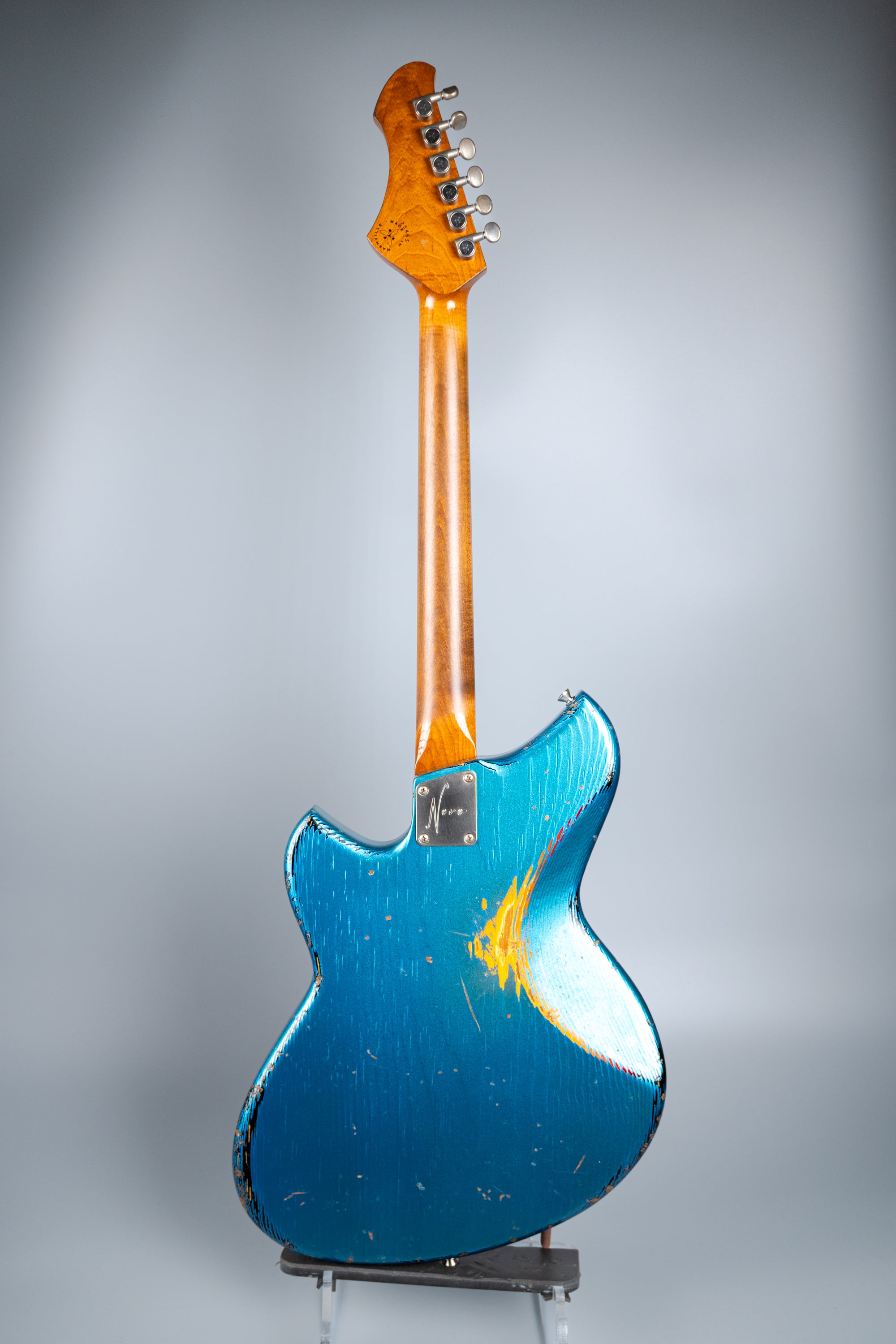 Novo Guitars Serus J - Lake Placid Blue over '64 3-Tone Burst