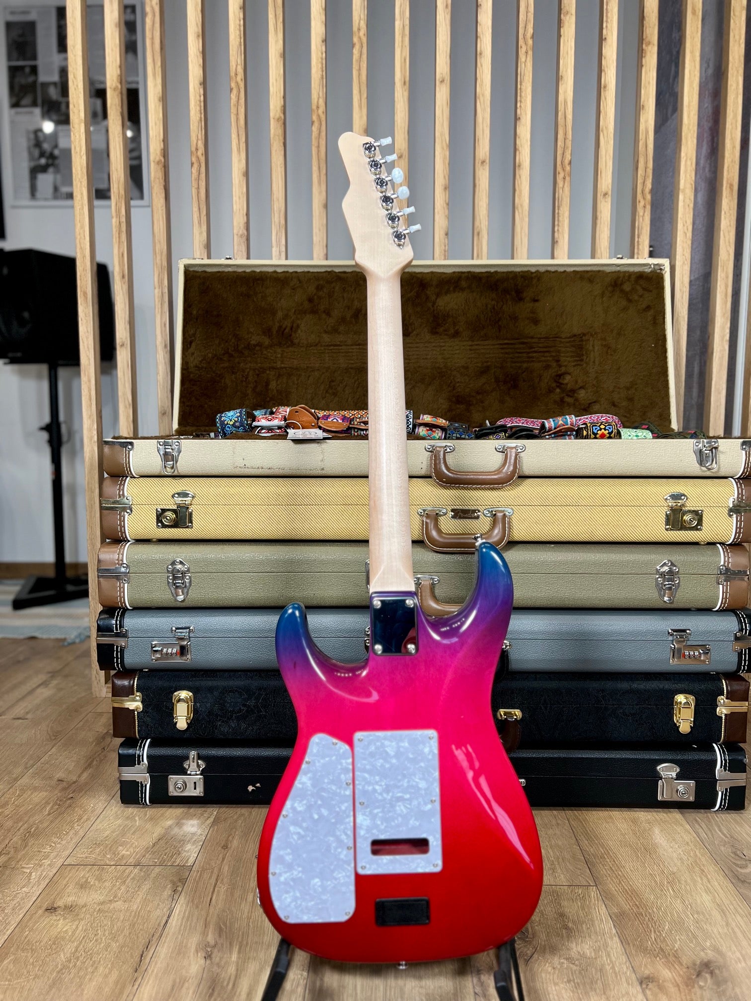 James Tyler Japan Studio Elite HD Rear Rout Jimburst