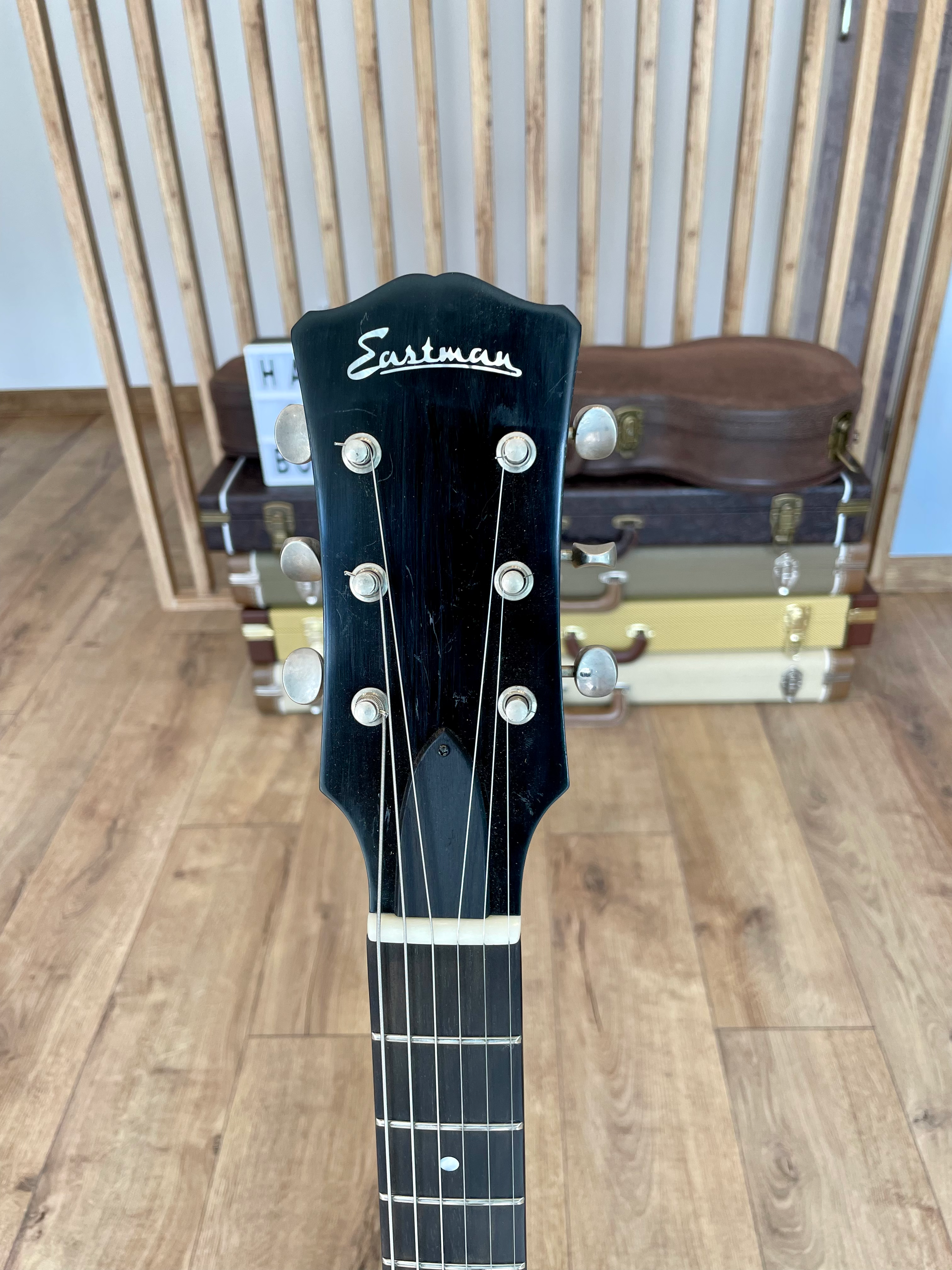 Eastman SB55/V