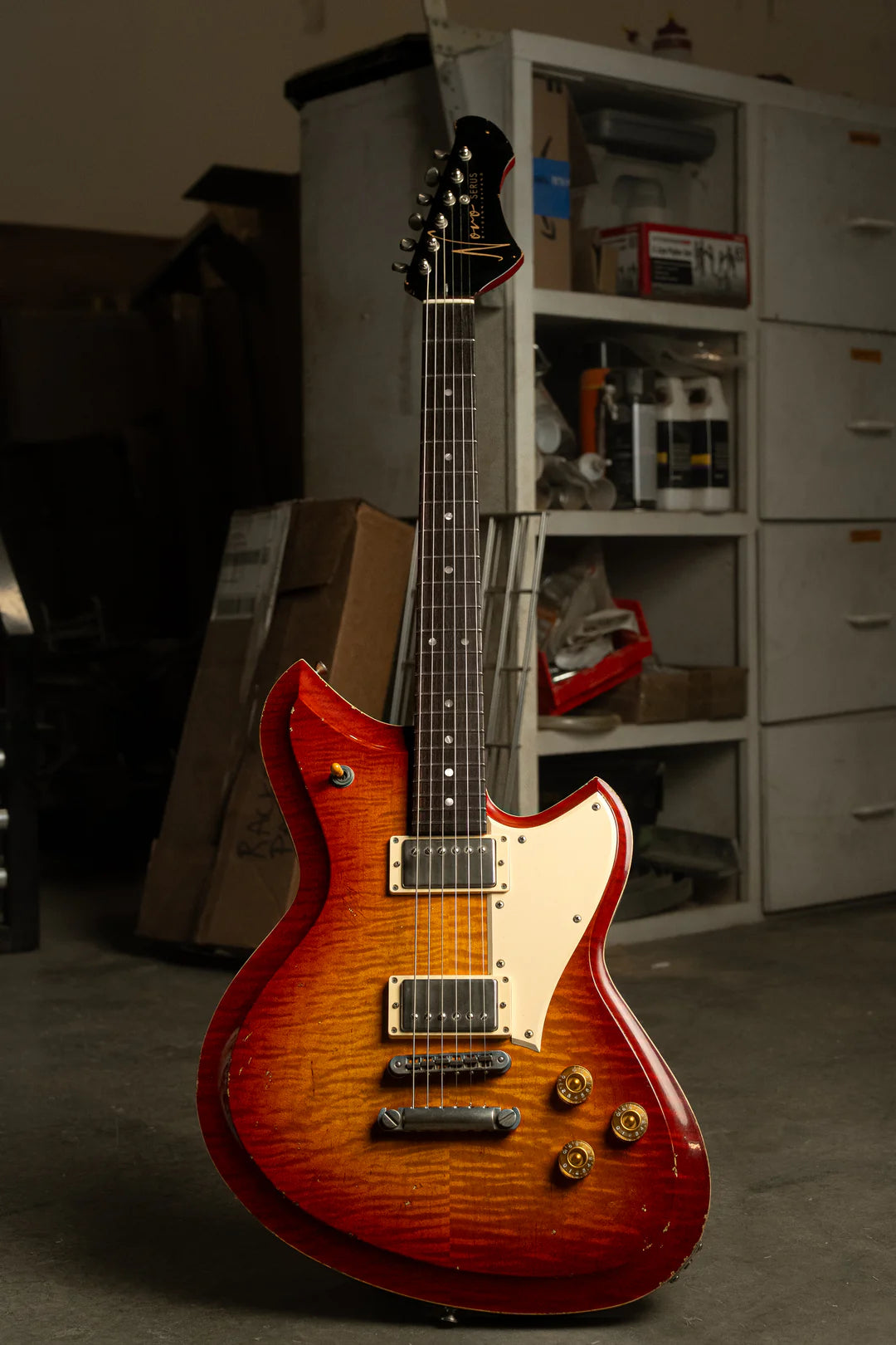 Novo Serus H2 Chambered Faded Cherry Burst (Pre-order)
