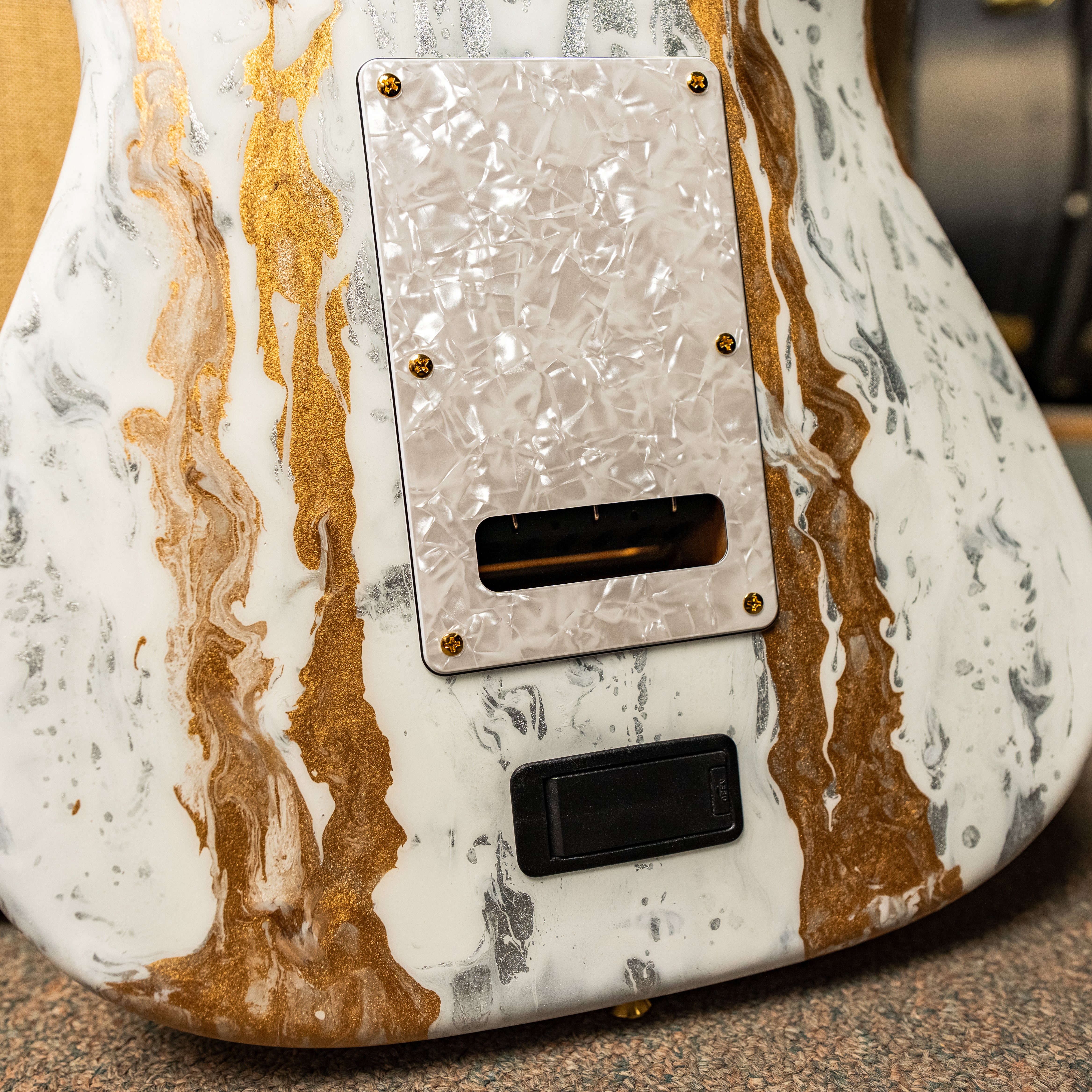 James Tyler Dann Huff Studio Elite HDX - White Shmear