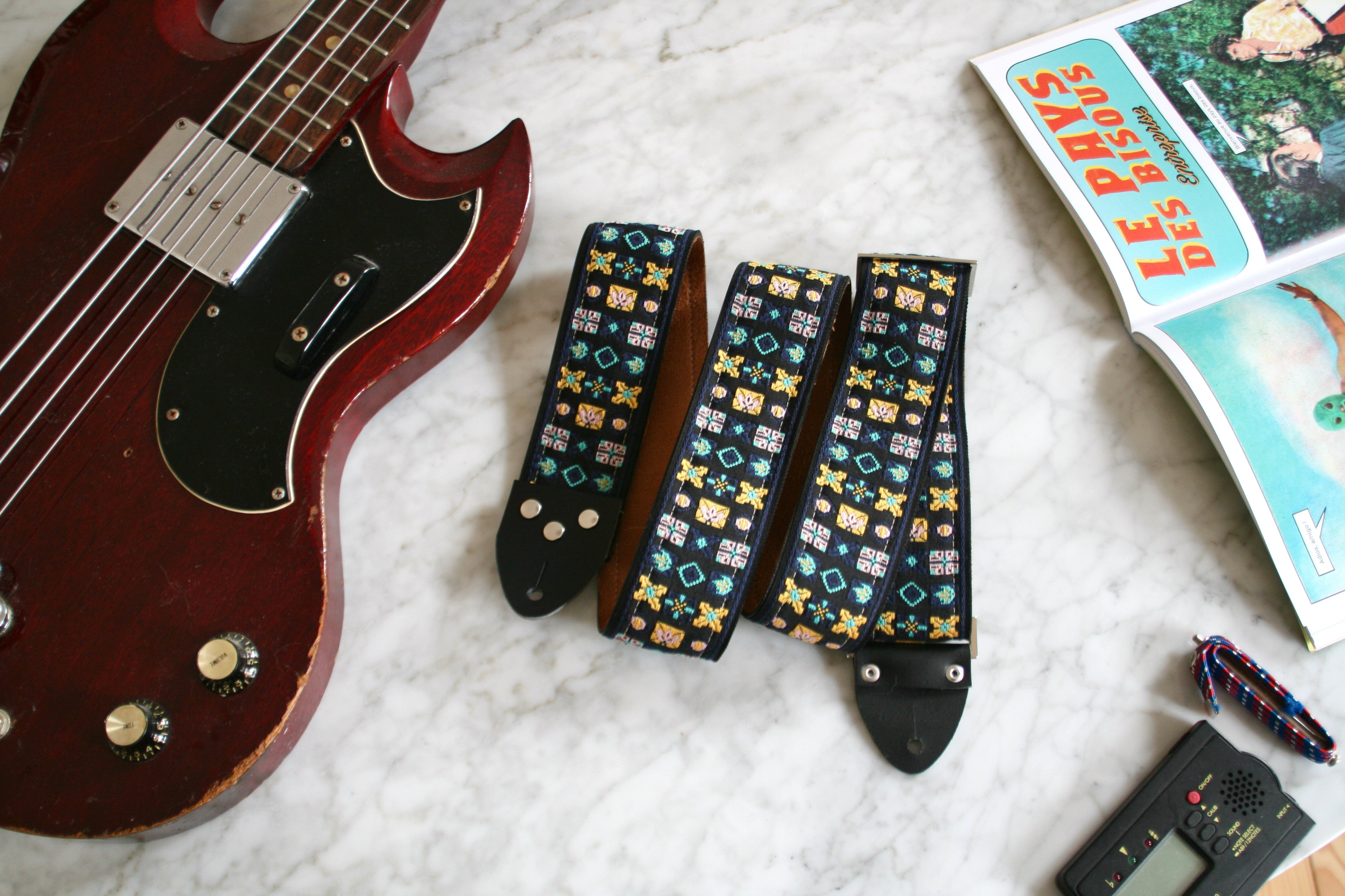 Indigo Woodstock Guitar/Bass Hippie Strap