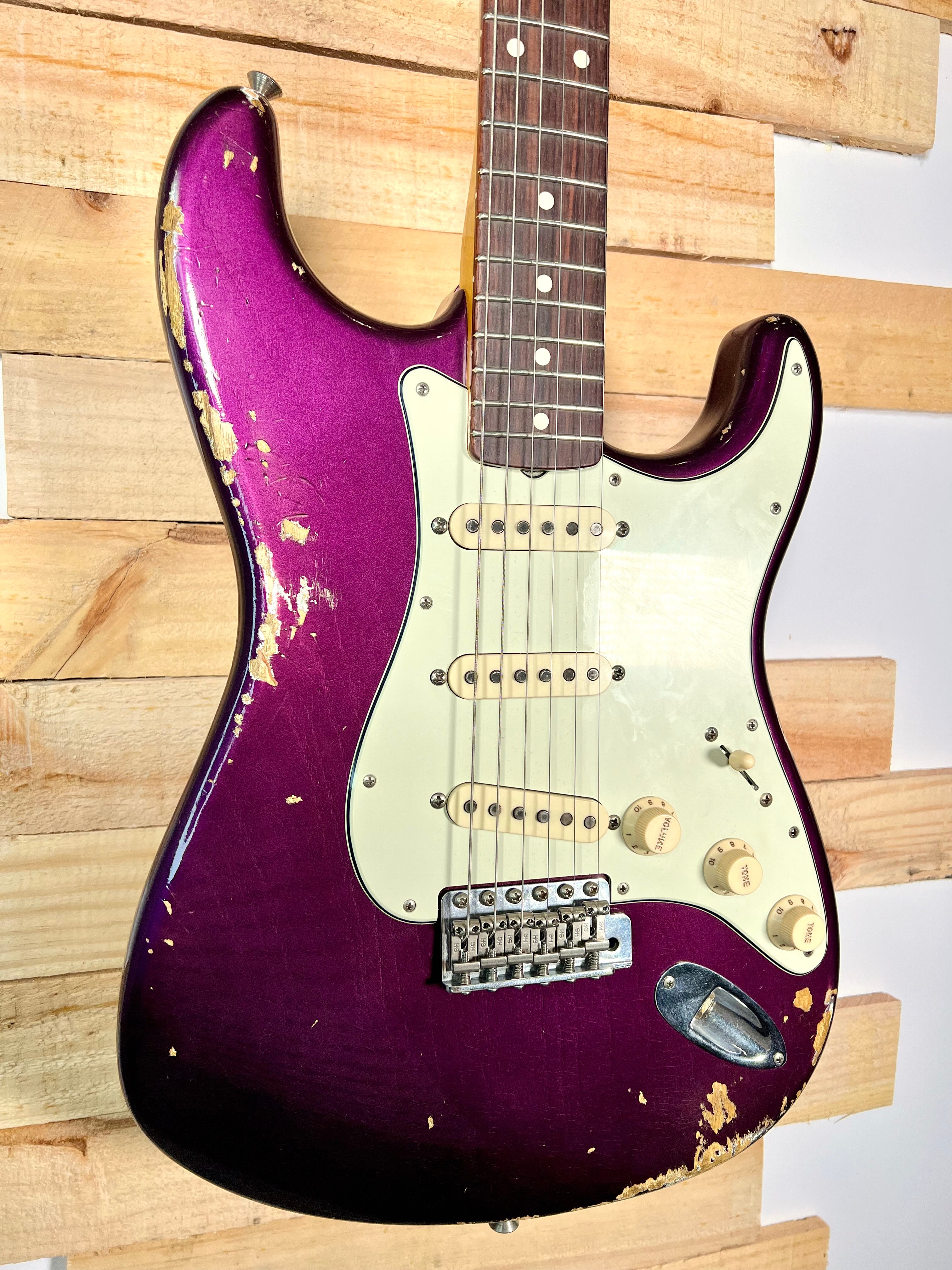 Fender Custom Shop Stratocaster 59 Heavy Relic Purple Metallic String Taste