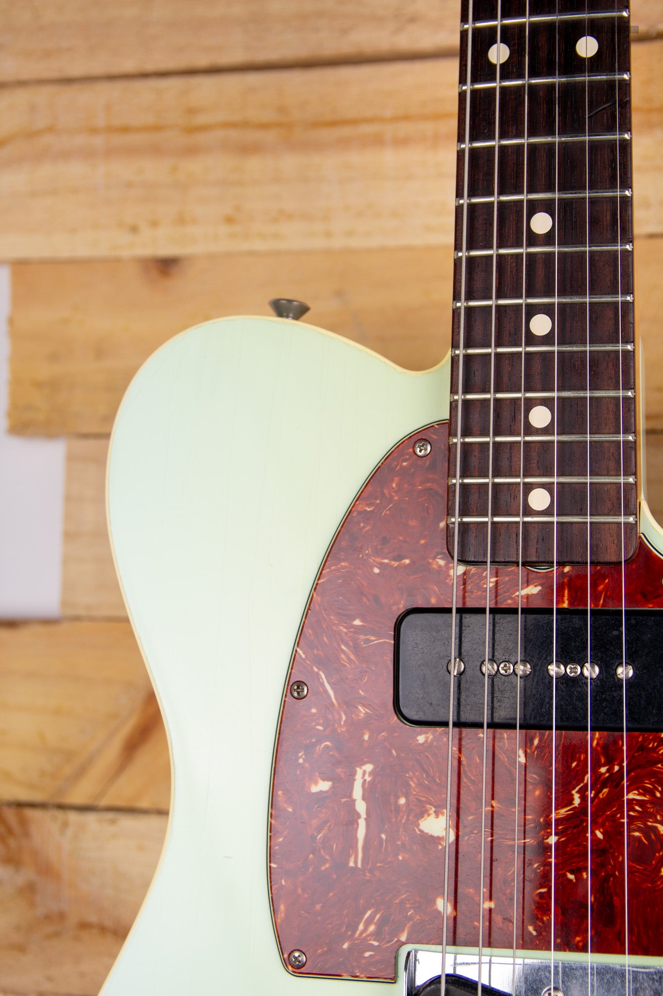 Fender Custom Shop Telecaster 60s Closet Classic Faded Sonic Blue Lacquer checking closeup