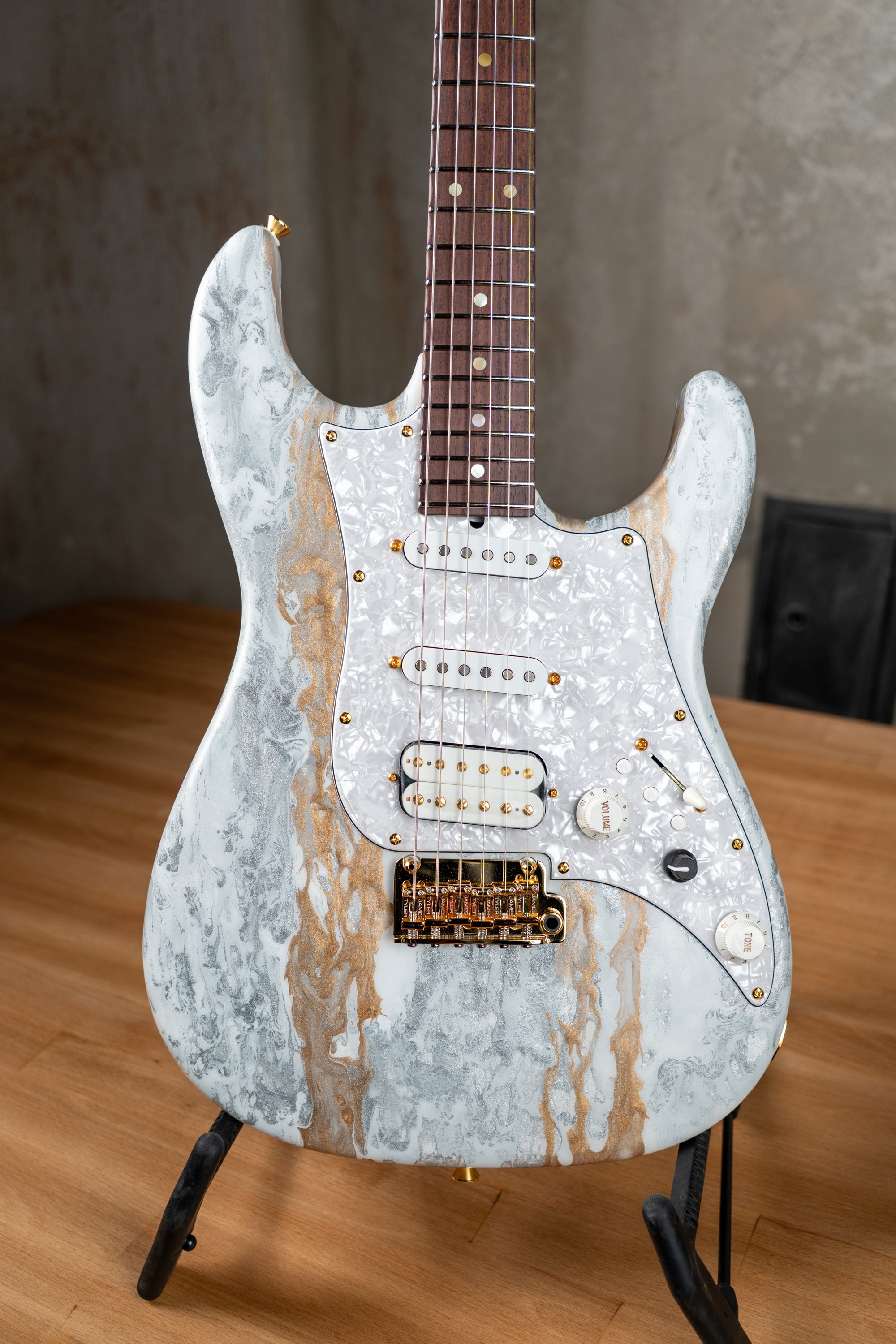 James Tyler Dann Huff Studio Elite HDX - White Shmear