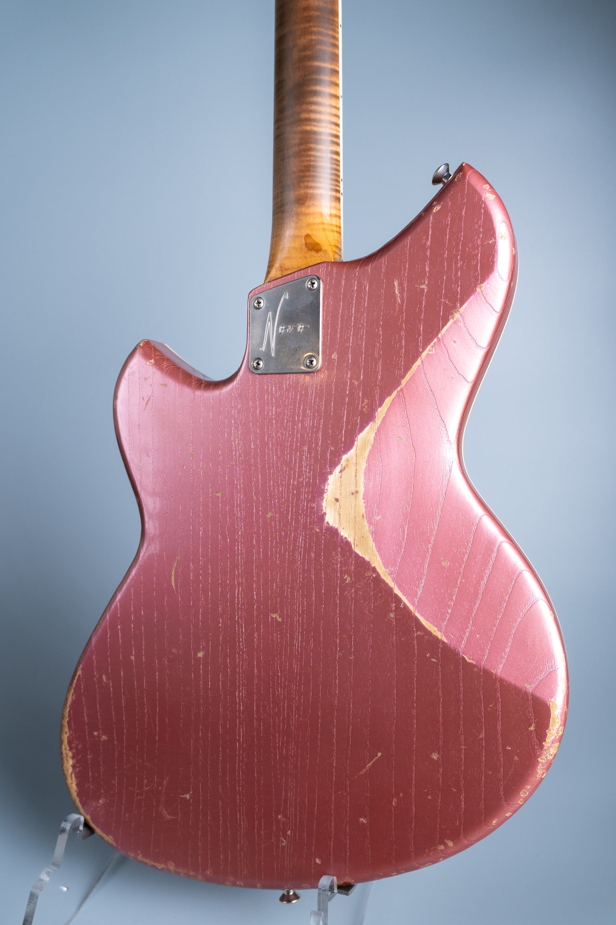 Novo Miris H2 Custom Burgundy Mist 2025