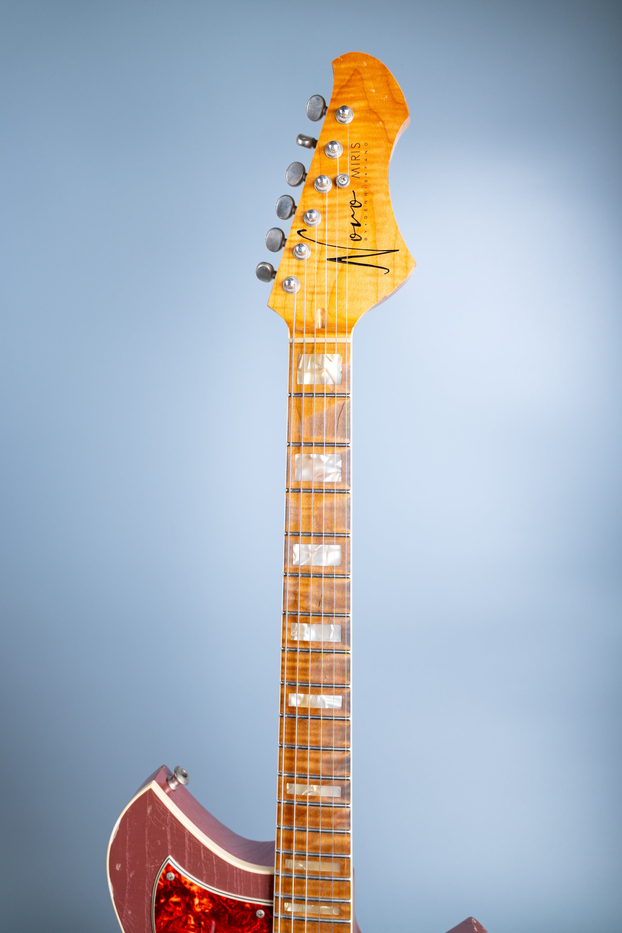 Novo Miris H2 Custom Burgundy Mist 2025