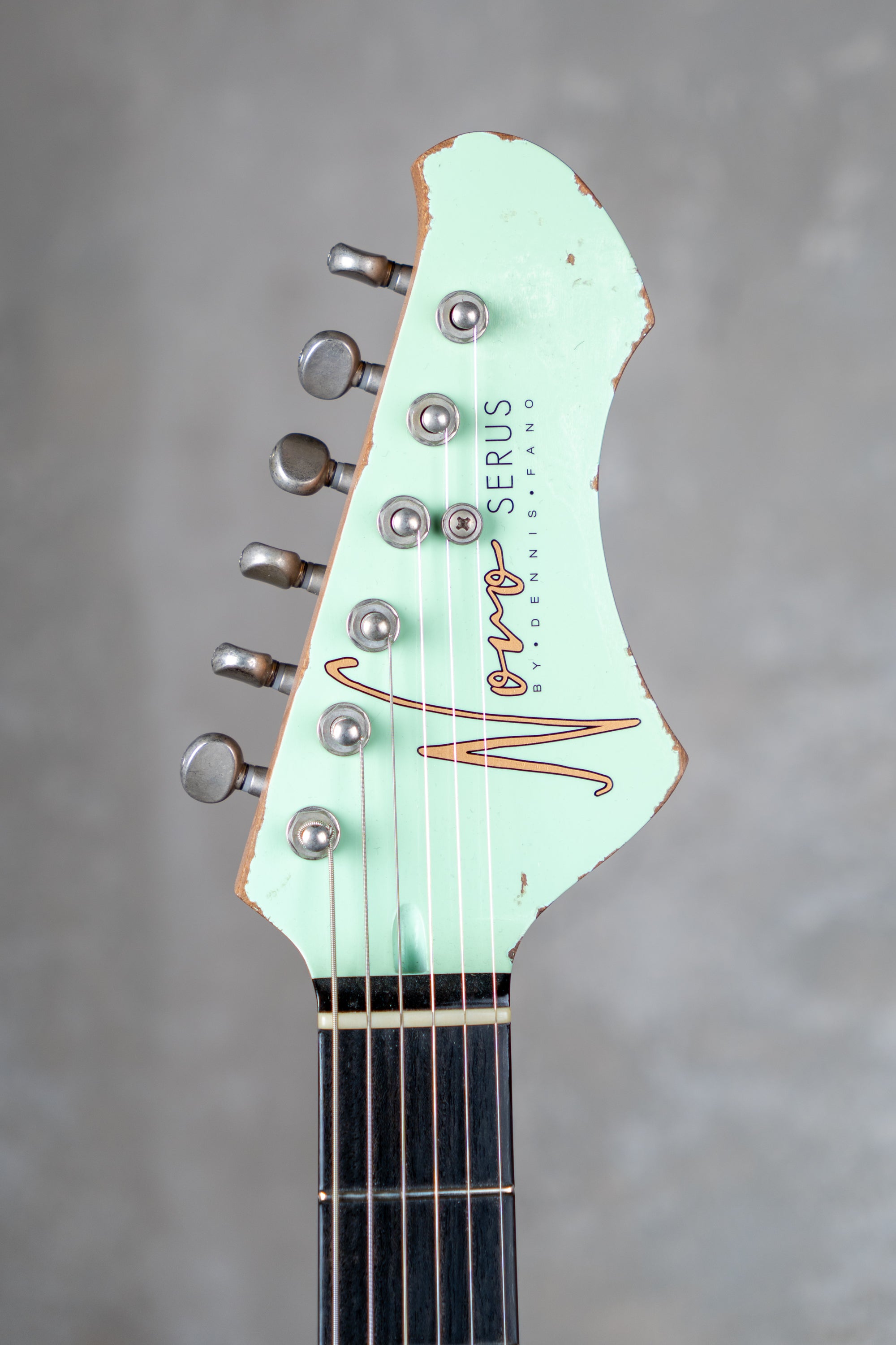 Novo Guitars Serus J HH - Surf Green over '64 3-Tone Burst