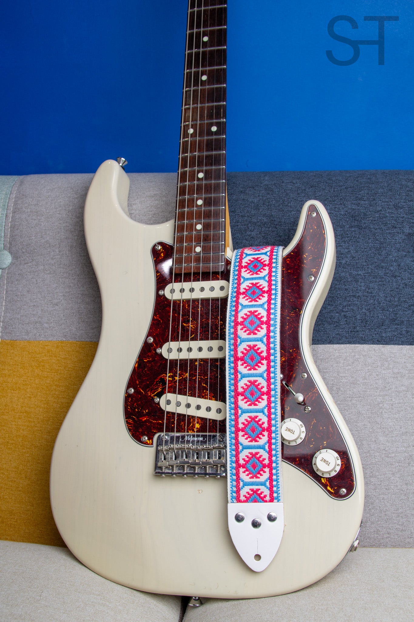 Tom's Vintage Straps - Pastel 'Pillars' Guitar/Bass Hippie Strap