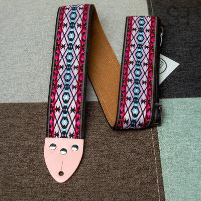 Tom's Vintage Straps – Lila 'Haida' Gitarren-/Bass-Hippie-Gurt