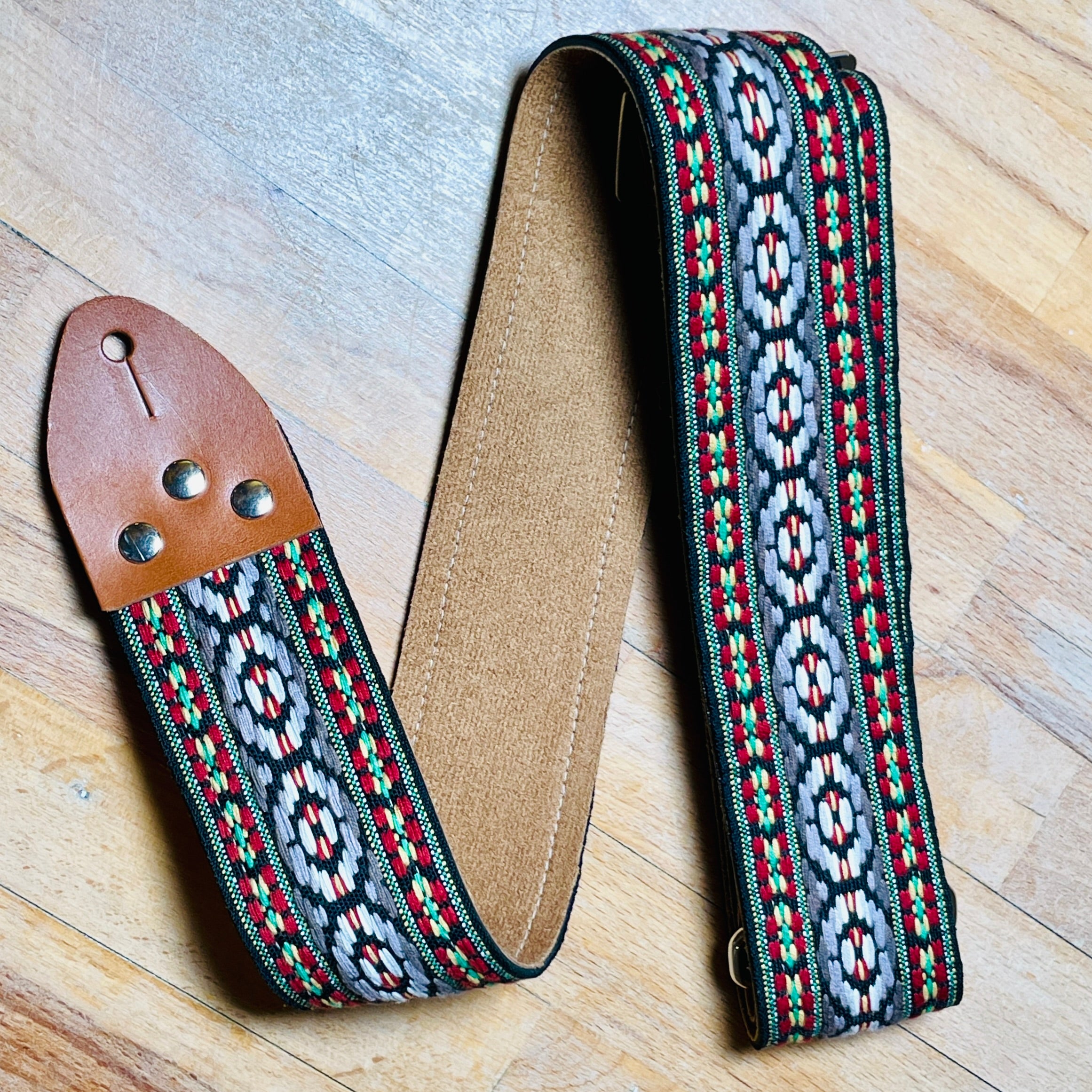 Toms vintage shop straps