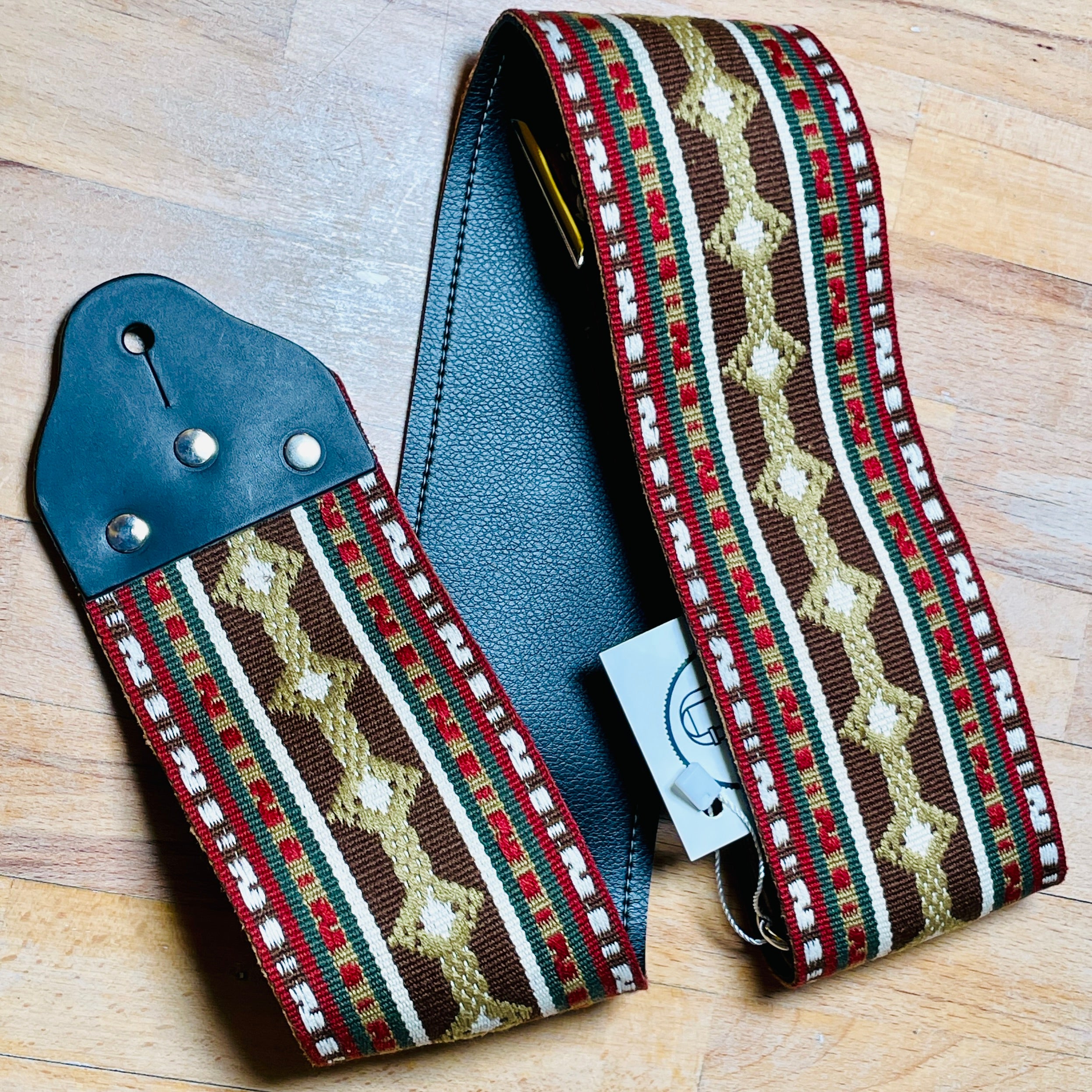 Vintage straps store