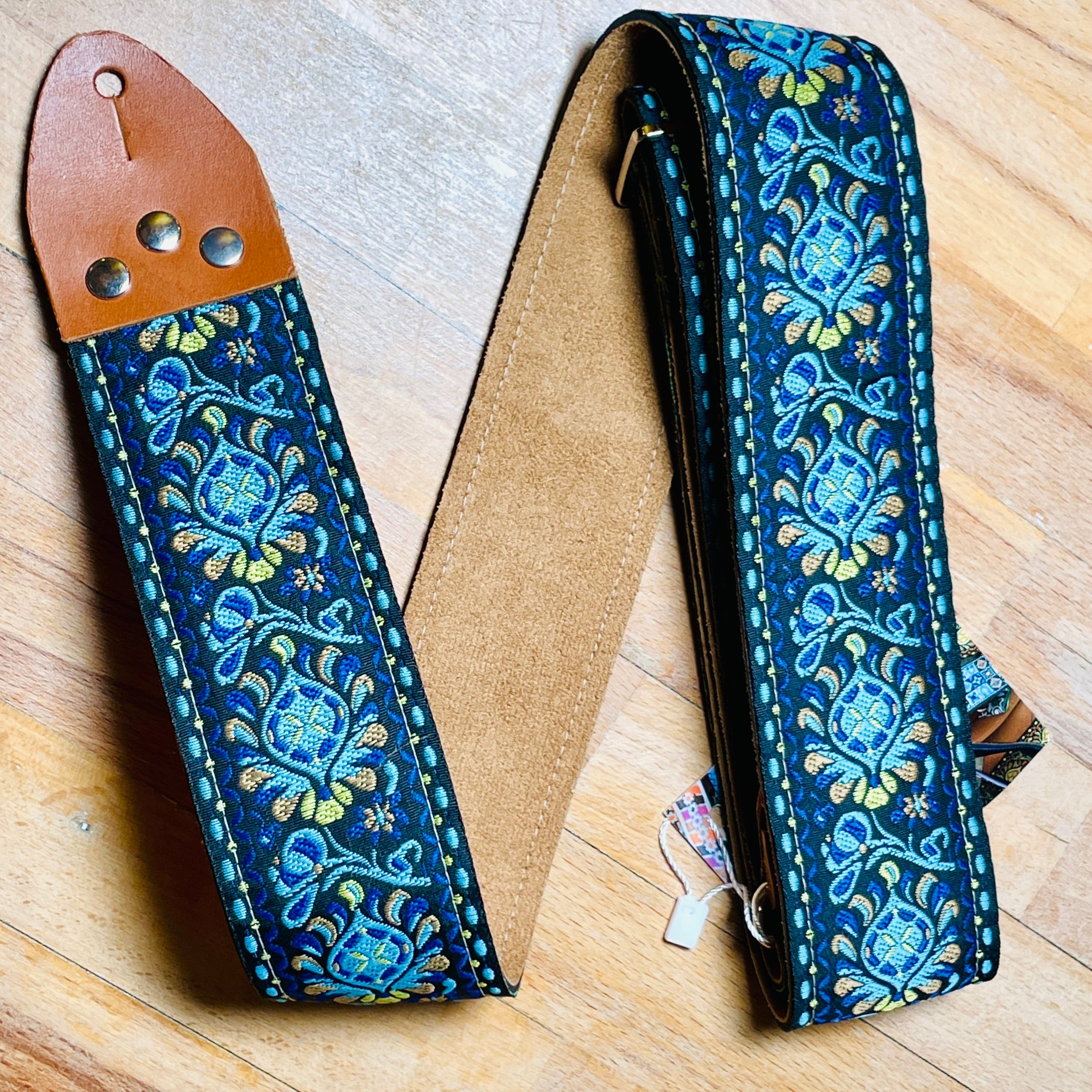 Peacock guitar strap store