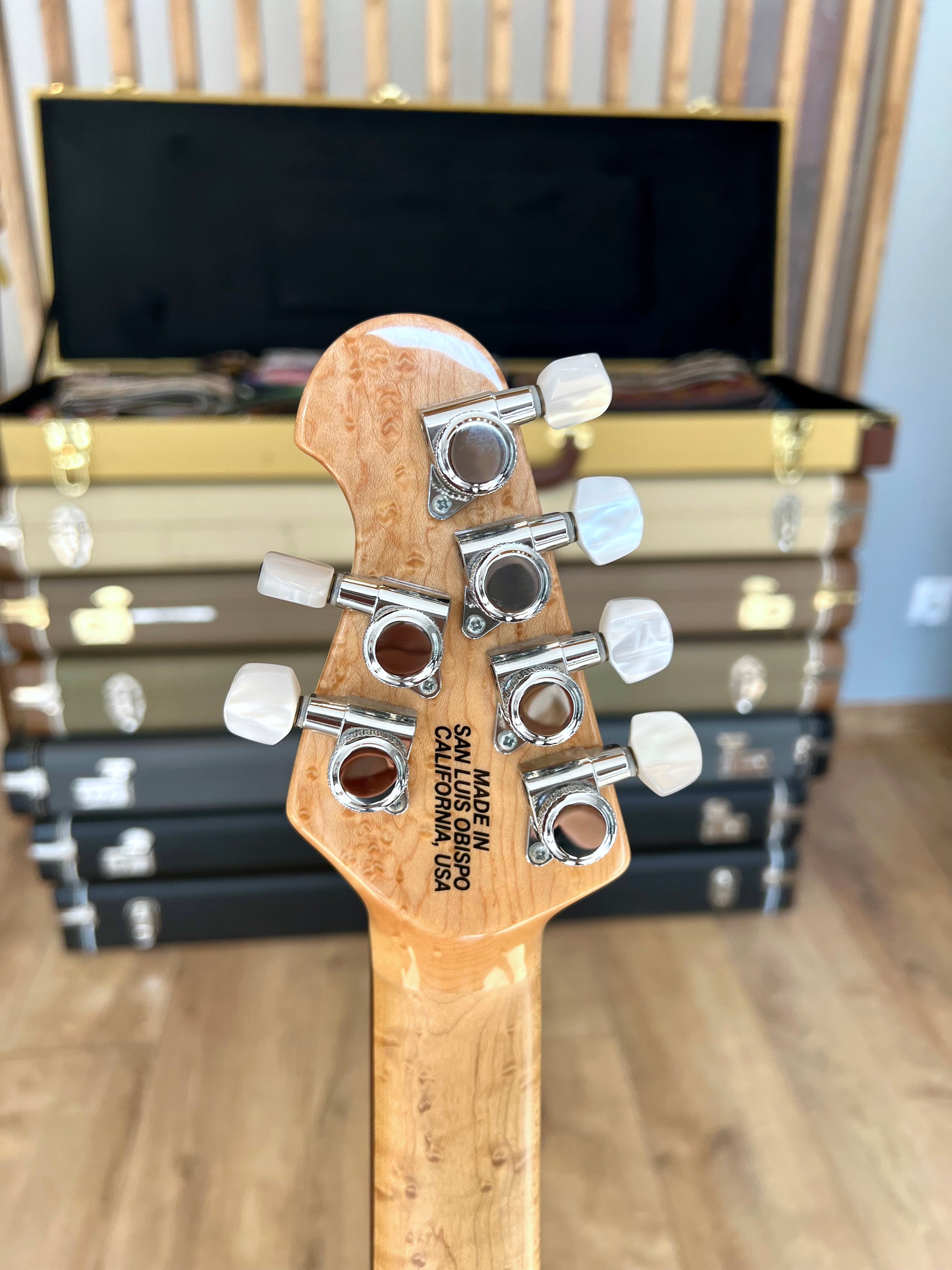Music Man JP6 John Petrucci Dargie Delight I 2007 with piezo Music Man JP6 John Petrucci Dargie Delight I 2007 with piezo