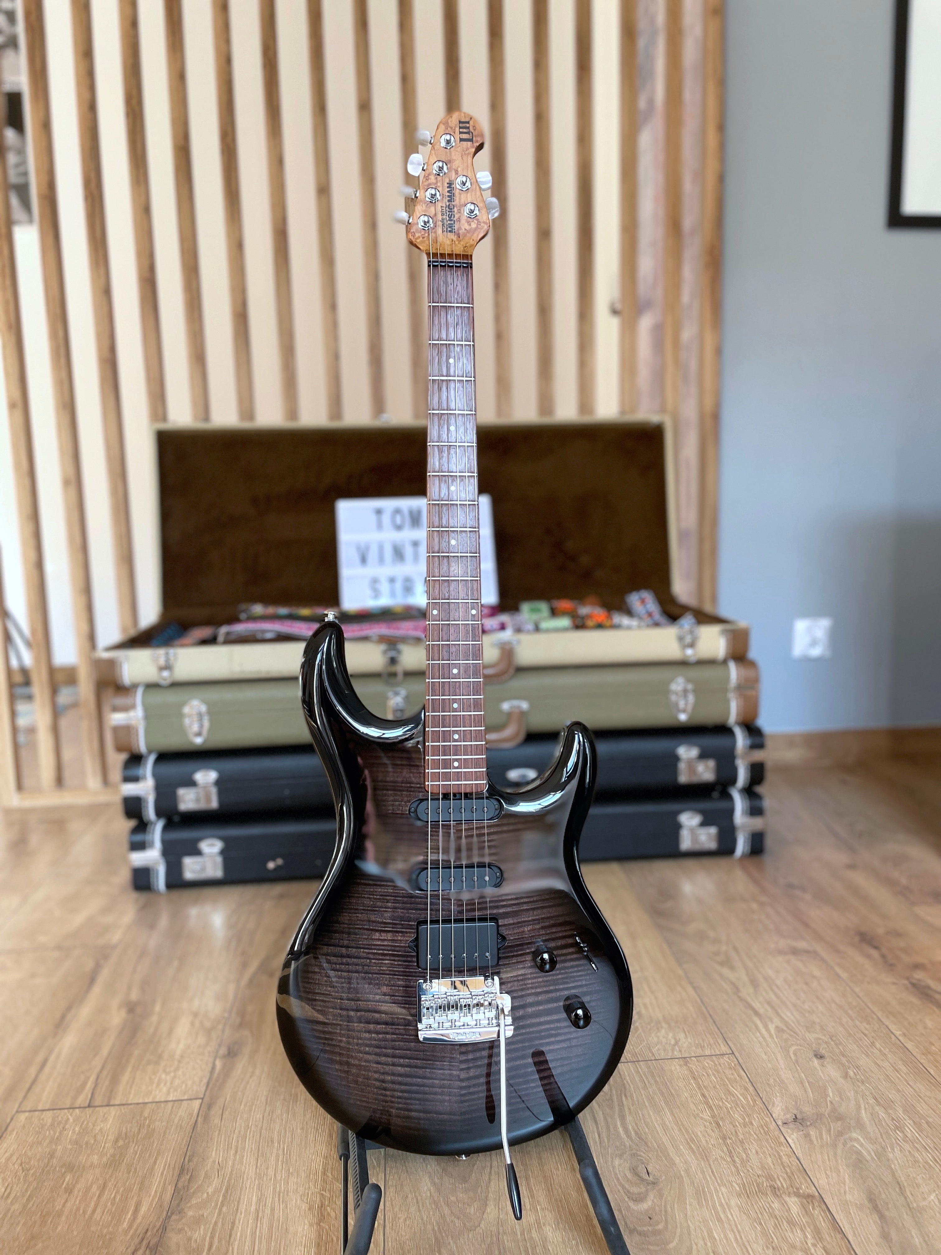 Music Man Luke 3 BFR Black Burst Flame HSS 