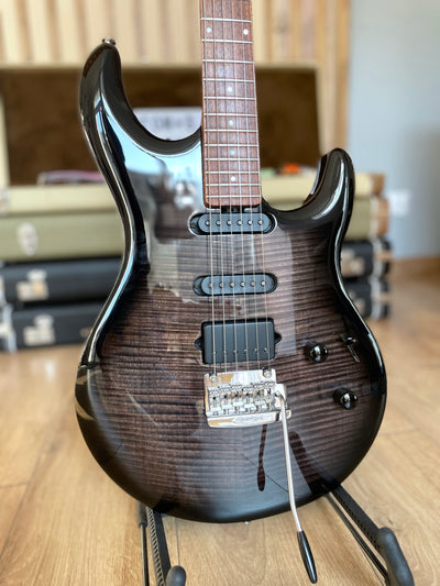 Music Man Luke 3 BFR Black Burst Flame HSS